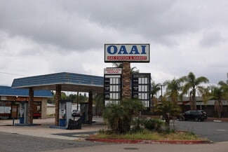 Escondido, CA Convenience Store - 501 W 9th Ave