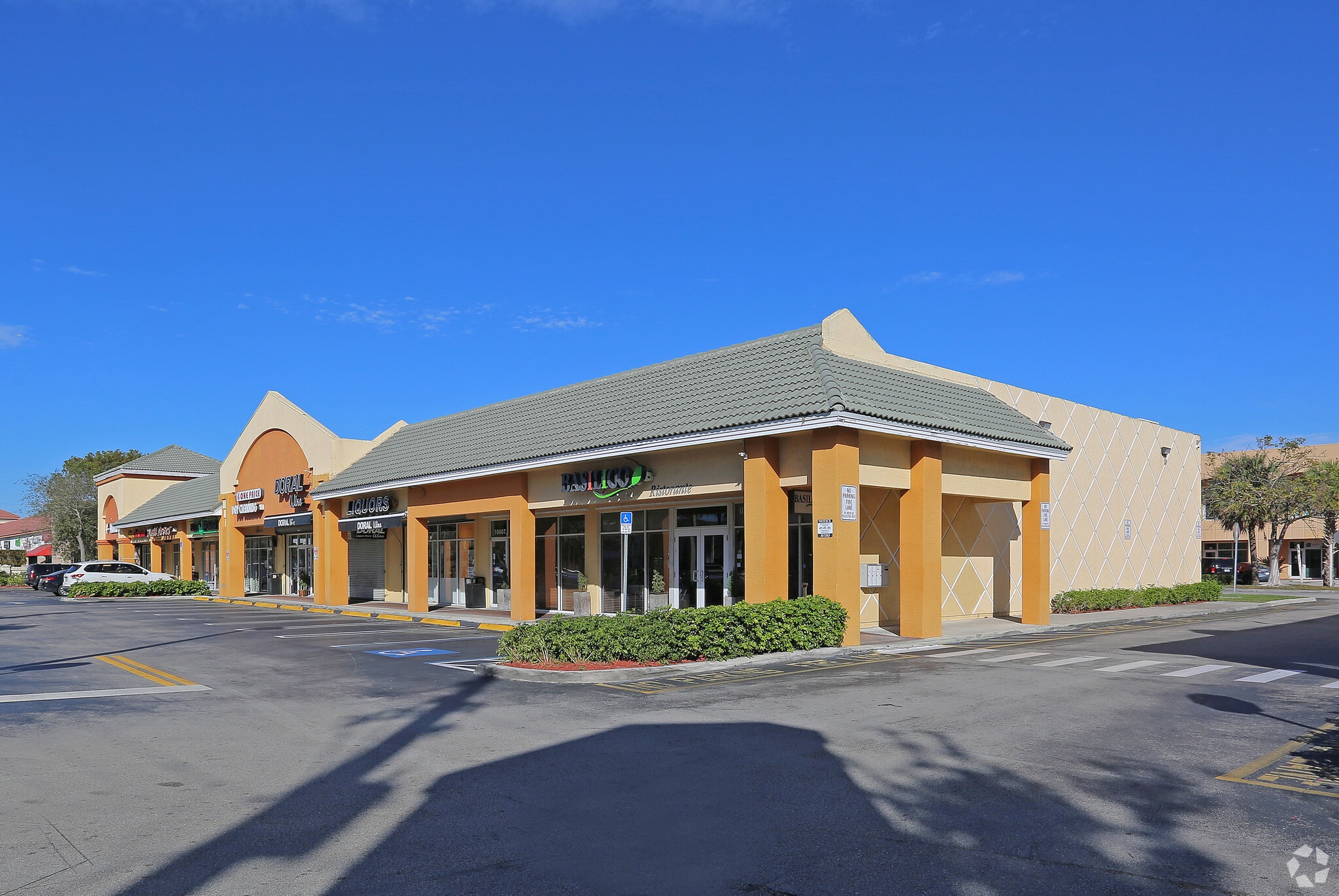 10405-10421 NW 41st St, Doral, FL for Rent