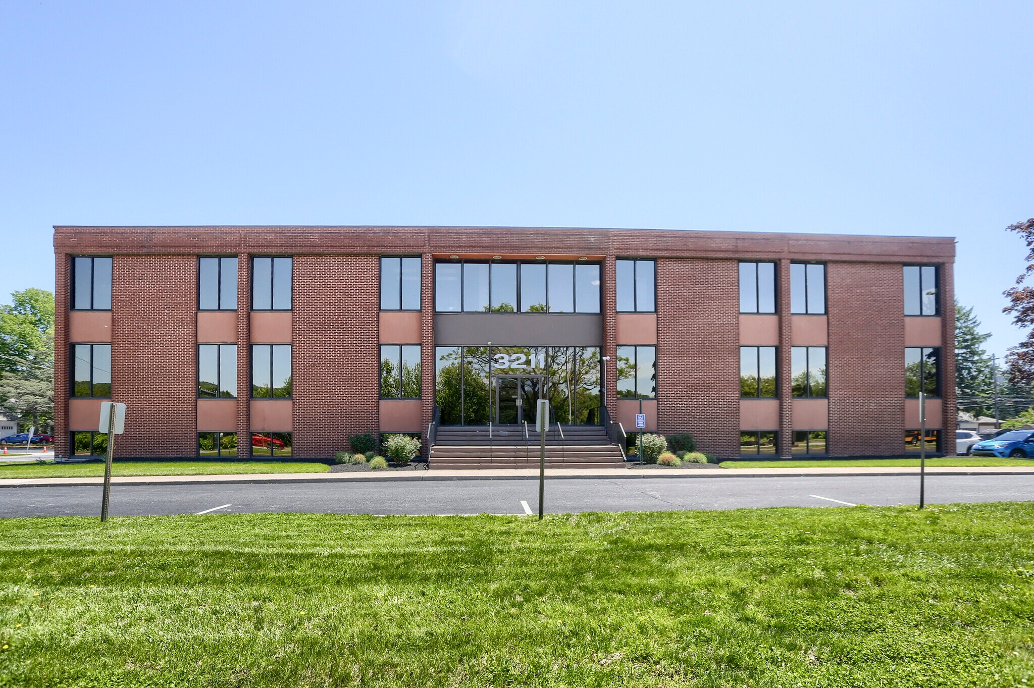 3211 N Front St, Harrisburg, PA for Sale
