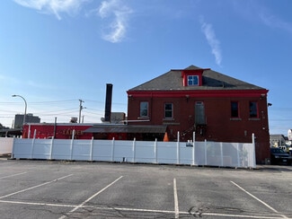 Providence, RI Restaurant - 129-141 Douglas Ave