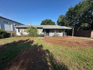 Melbourne, FL Multi-Family - 1620 Peachtree St Melbourne, FL Multi-Family - 1620 Peachtree St