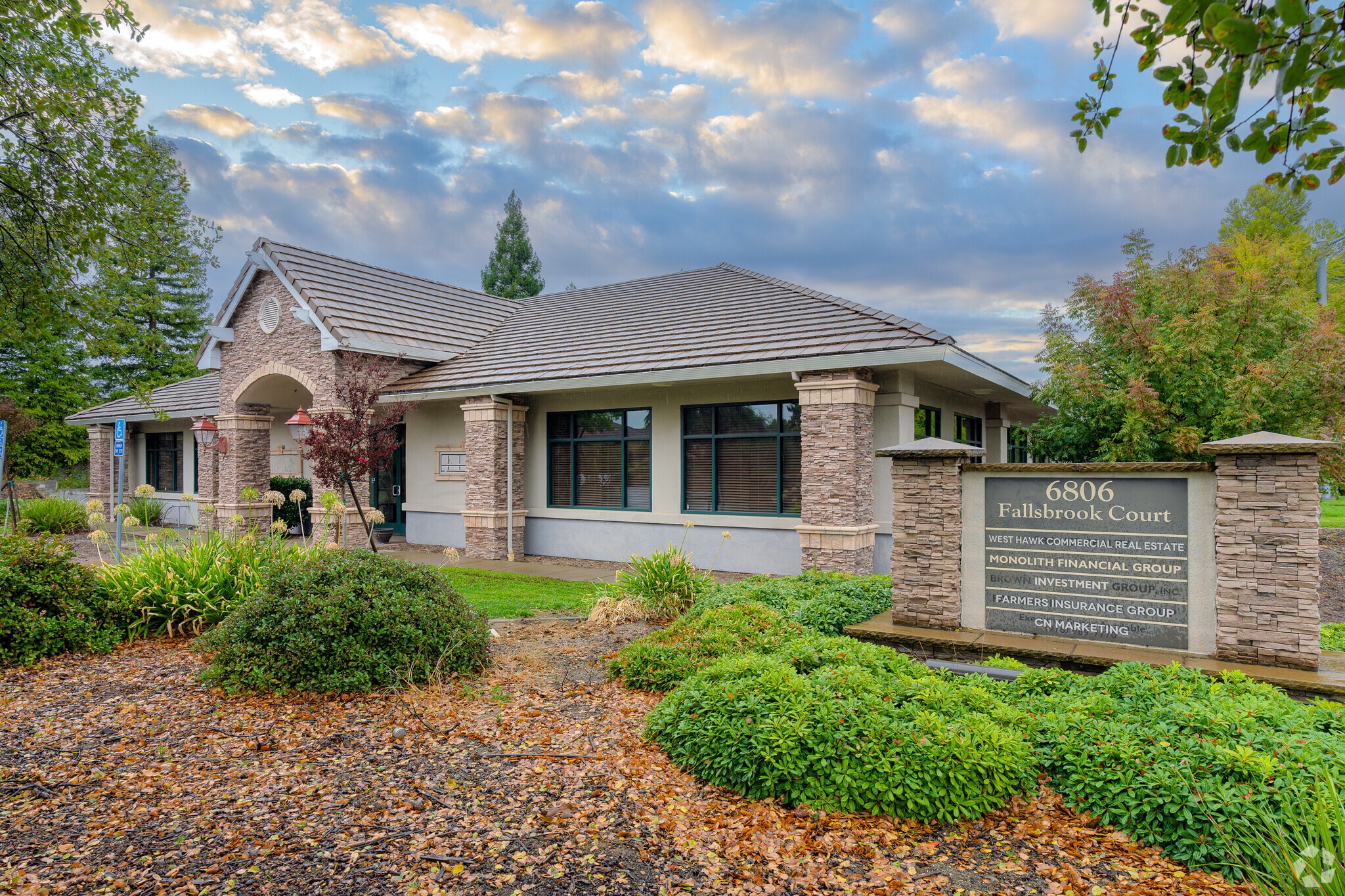 6806 Fallsbrook Ct, Granite Bay, CA for Sale