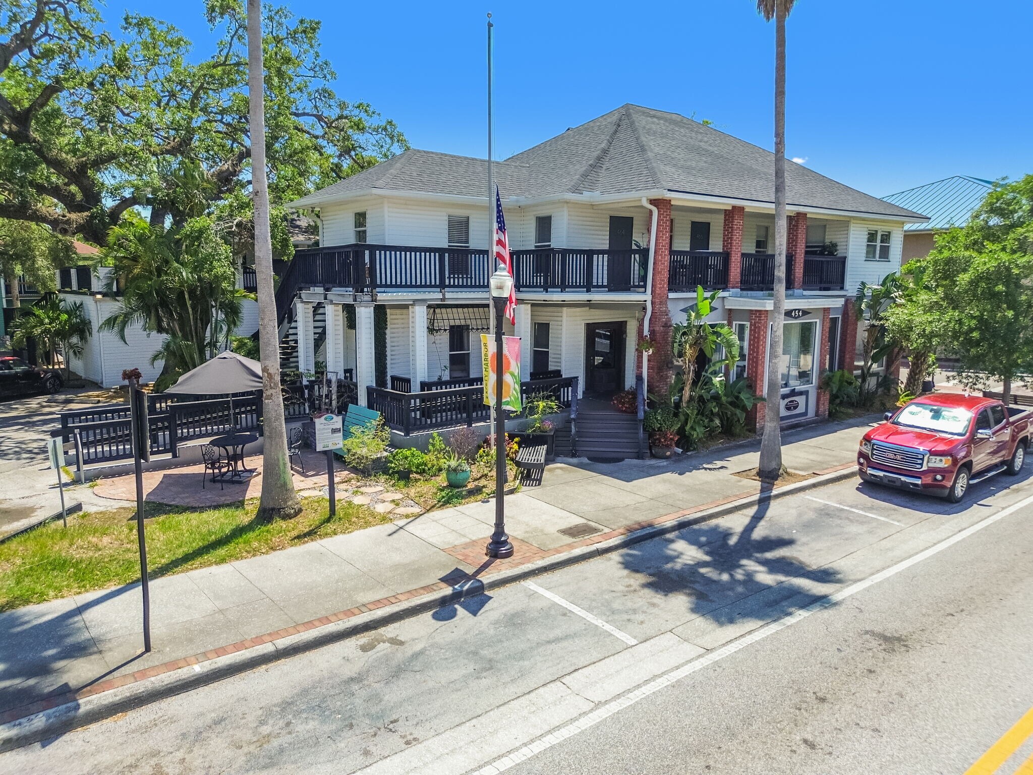 454 Main St, Safety Harbor, FL for Sale