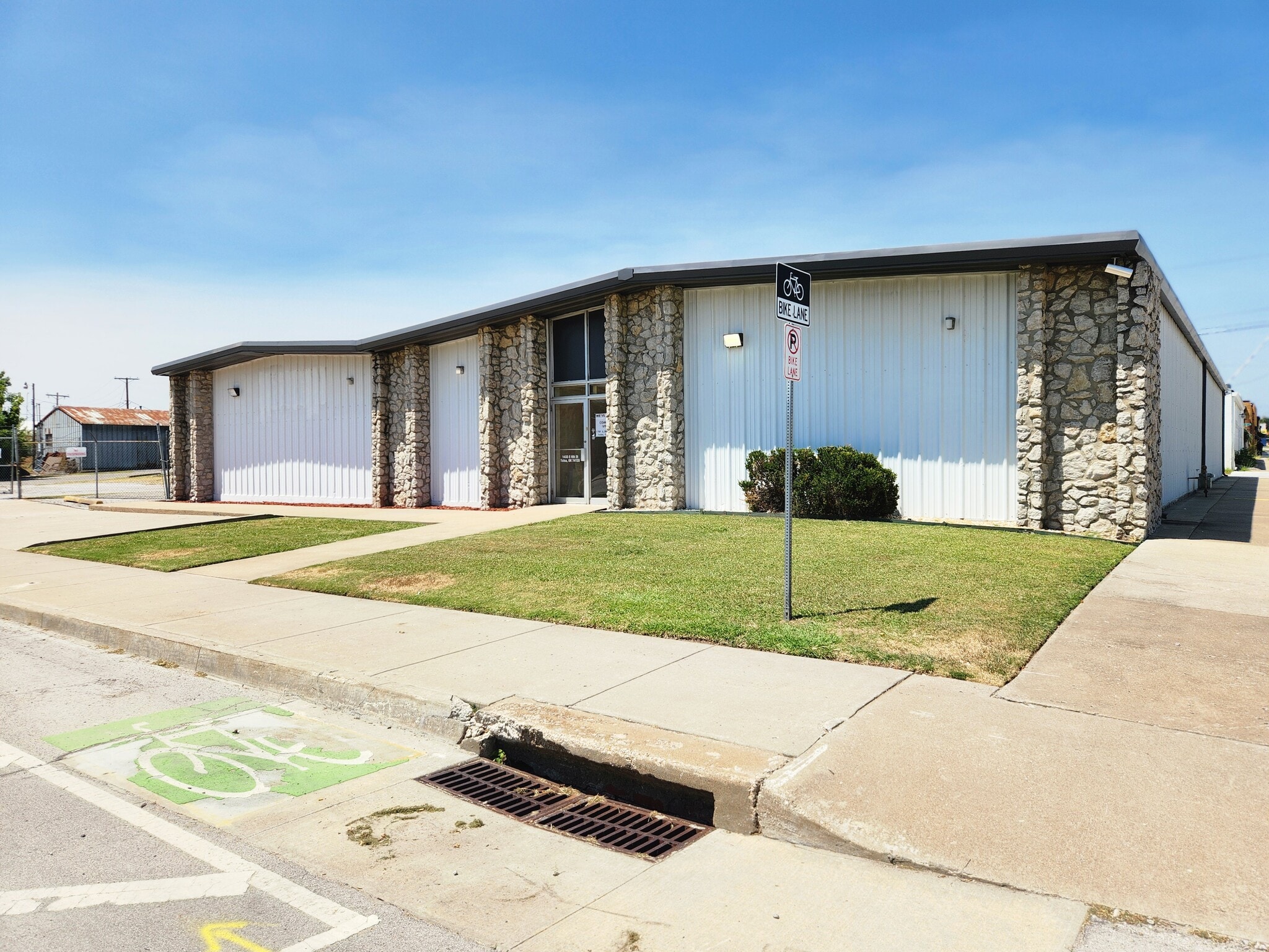 1433 E 6th St, Tulsa, OK for Rent