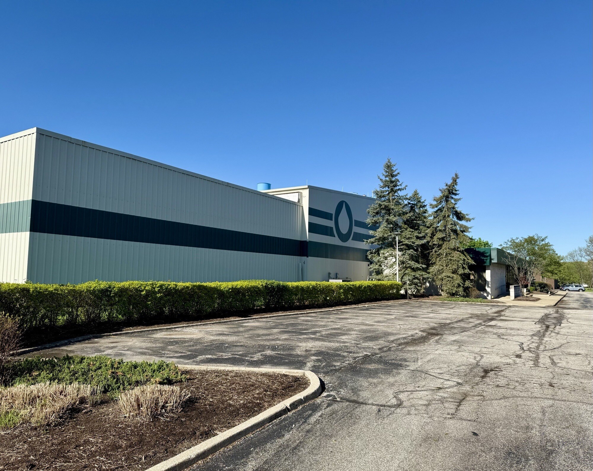 21845 Drake Rd, Strongsville, OH for Sale