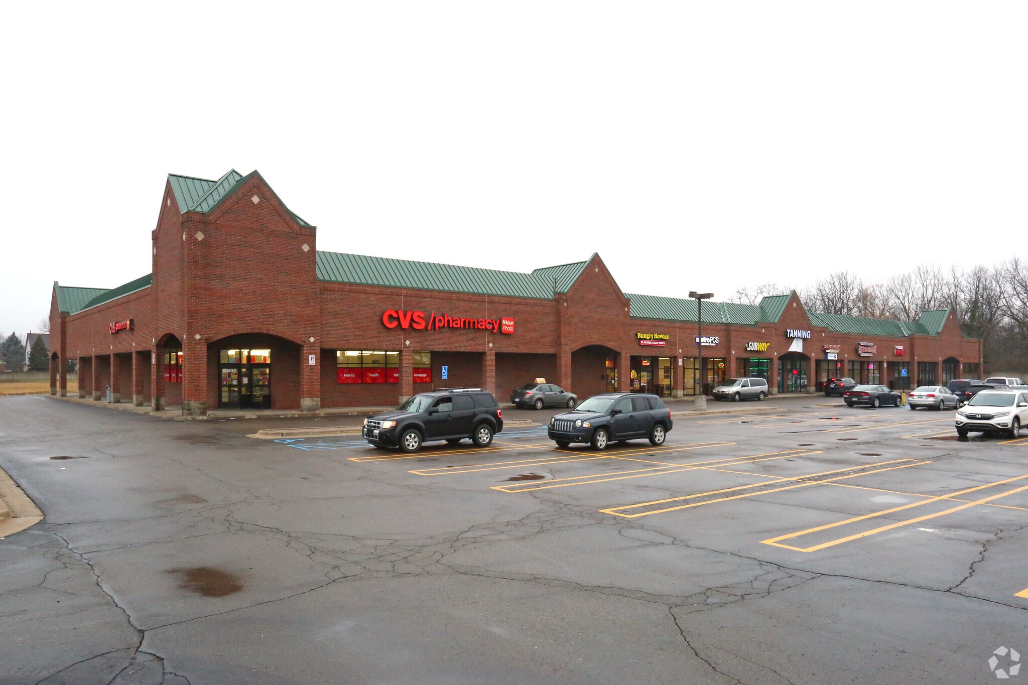 8811-8899 Newburgh Rd, Livonia, MI for Rent