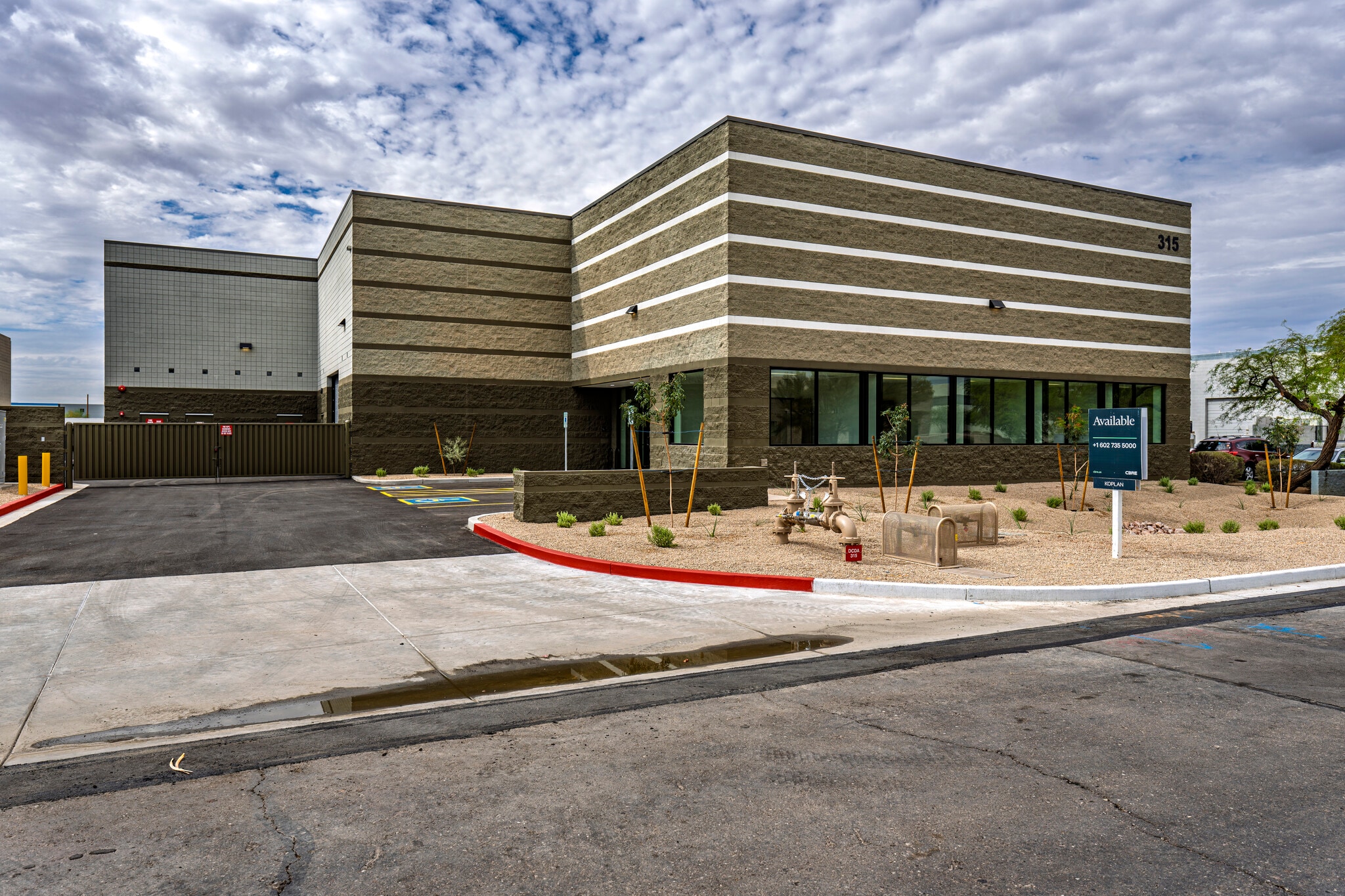 315 E Comstock Dr, Chandler, AZ for Sale
