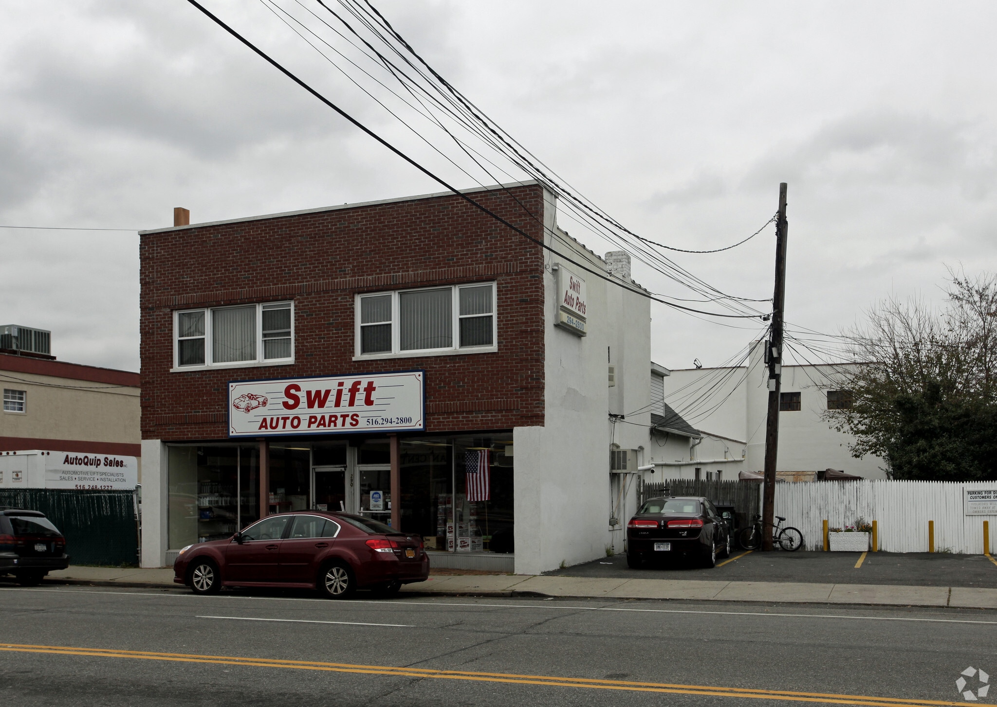 290 Willis Ave, Mineola, NY for Rent