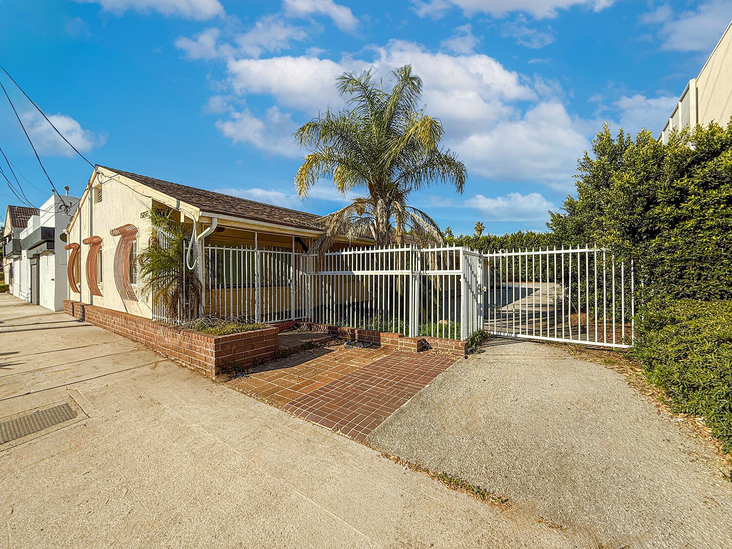 15217 Burbank Blvd, Van Nuys, CA for Sale