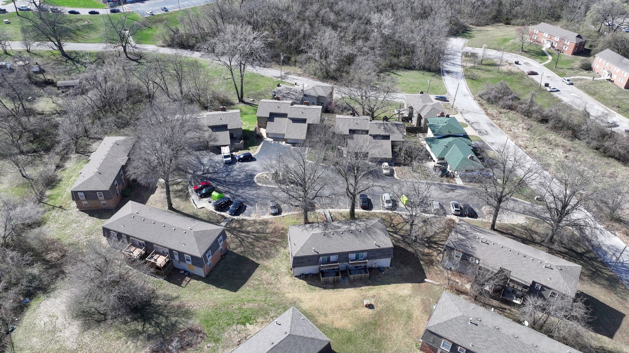 8605-8627 Countryshire ln, Kansas City, MO for Sale