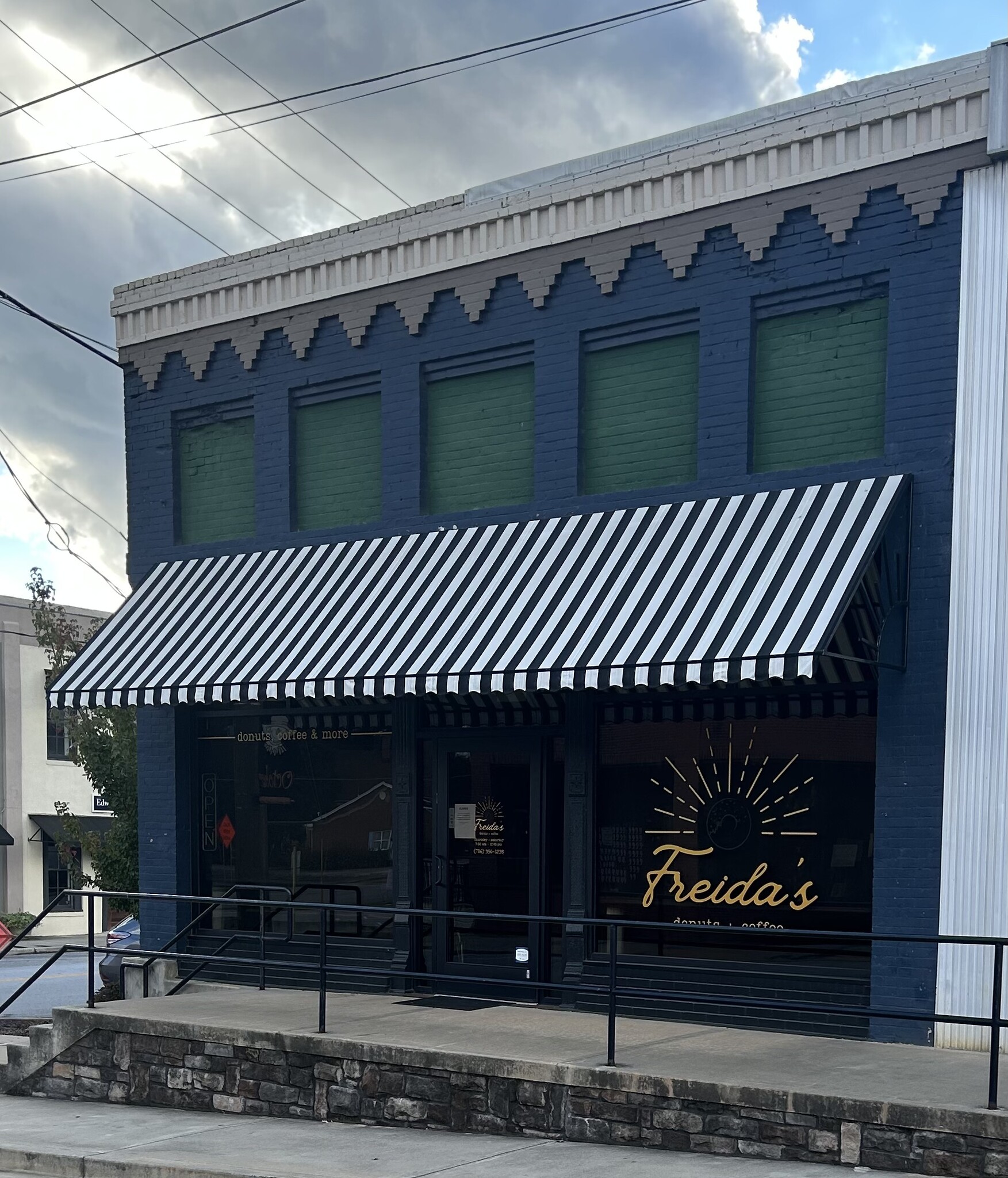 50 S Forest Ave, Hartwell, GA for Sale