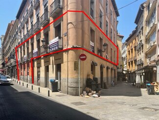 Madrid, MAD Retail - 6 Calle Cruz