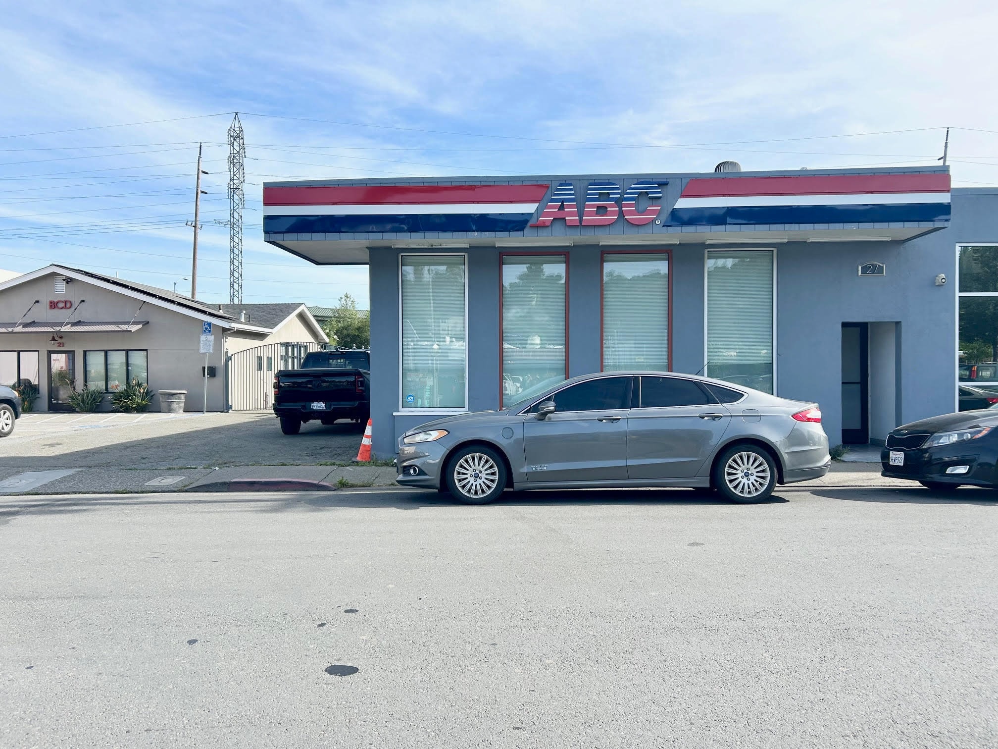 27 Jordan St, San Rafael, CA for Rent