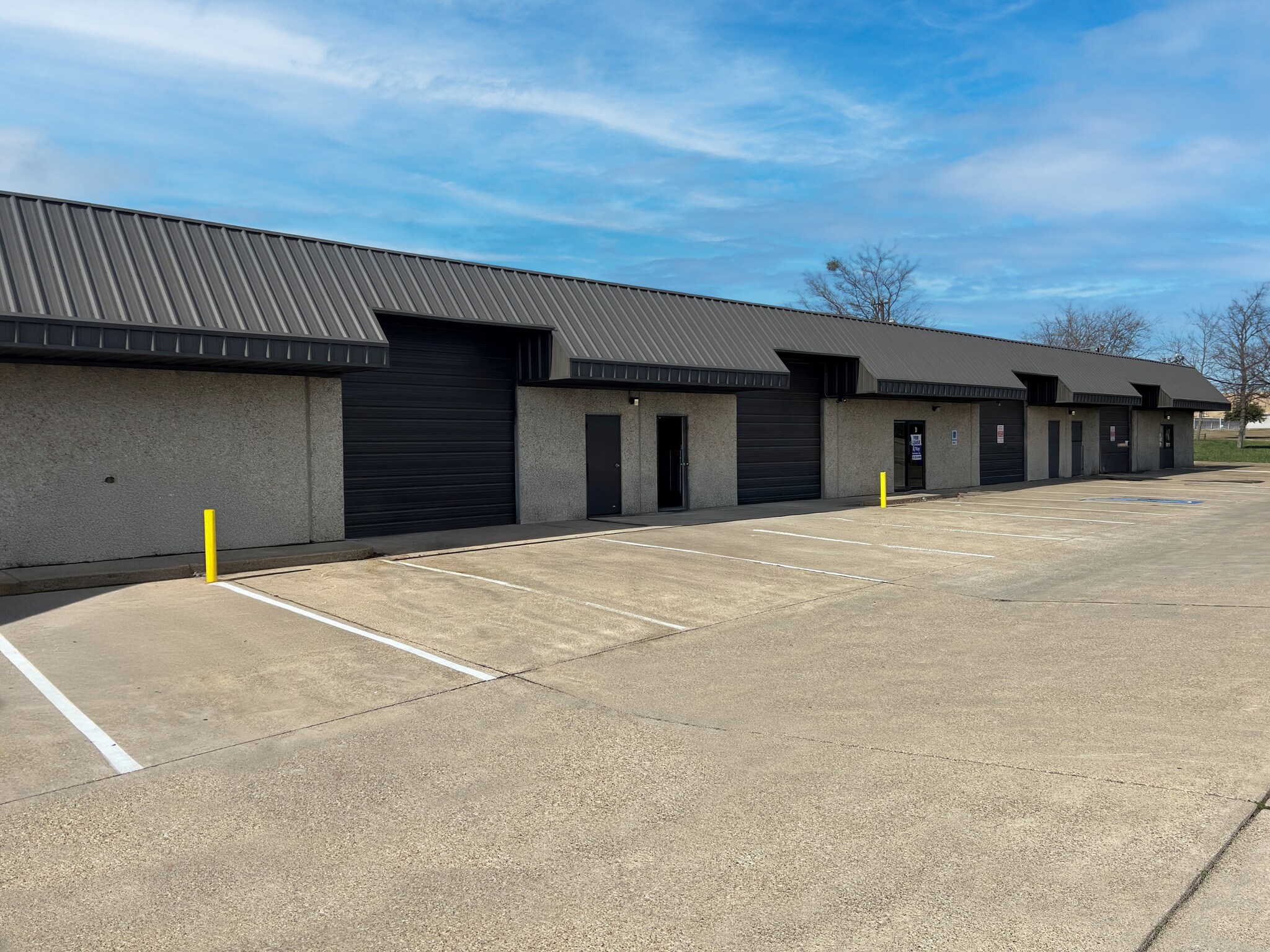 205 Executive Way, DeSoto, TX for Rent