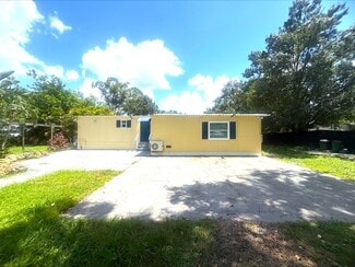 North Fort Myers, FL Multi-Family - 8239 Suncoast Dr