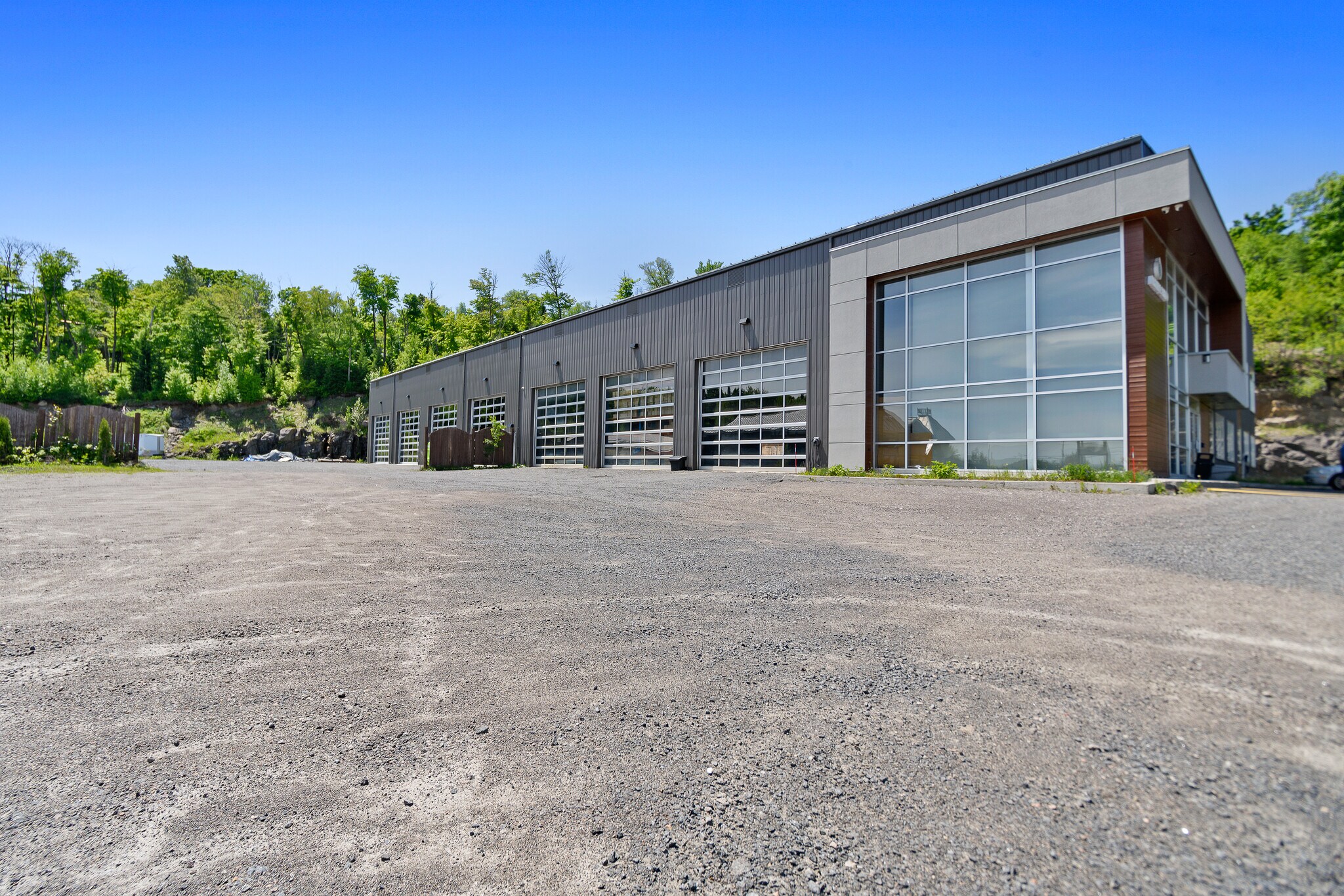 1670 Rte 117, Val-david, QC for Rent