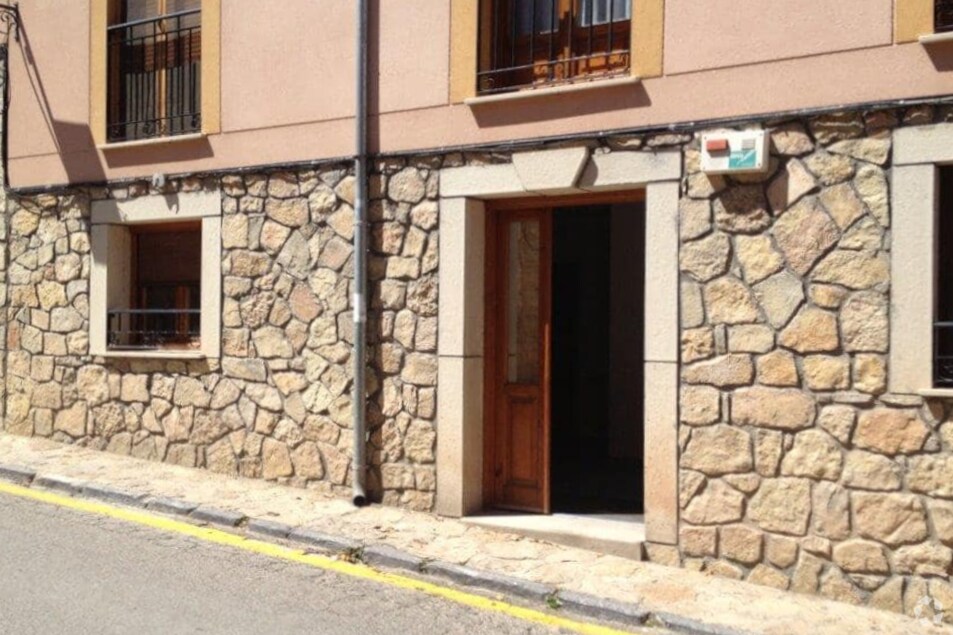 62 Calle Valencia, Sigüenza, GUA for Sale
