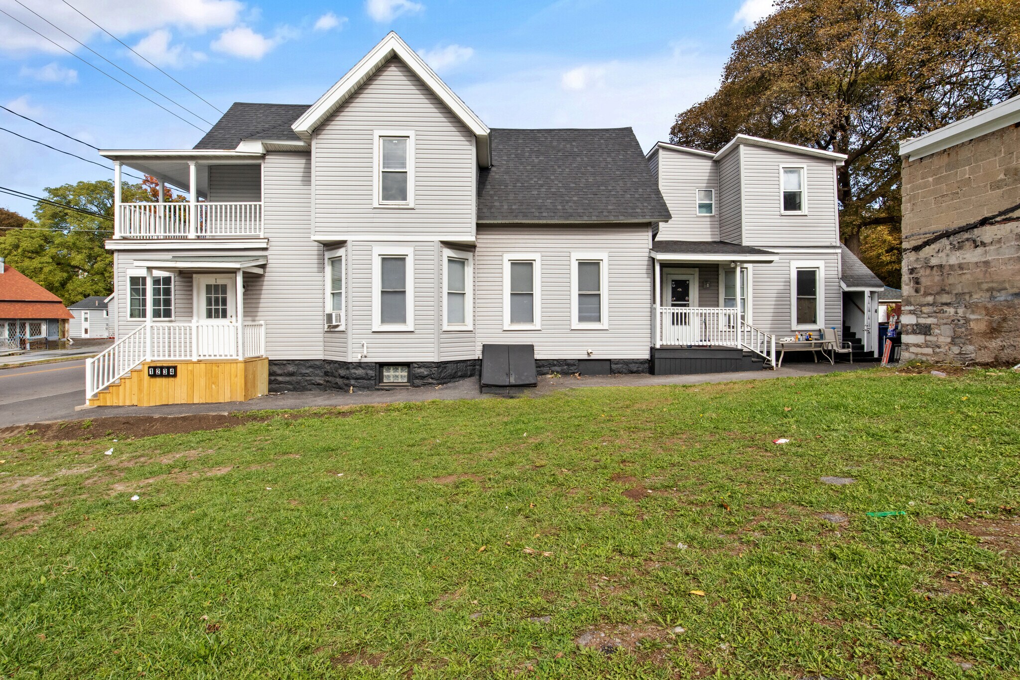 1002 Butternut St, Syracuse, NY for Sale