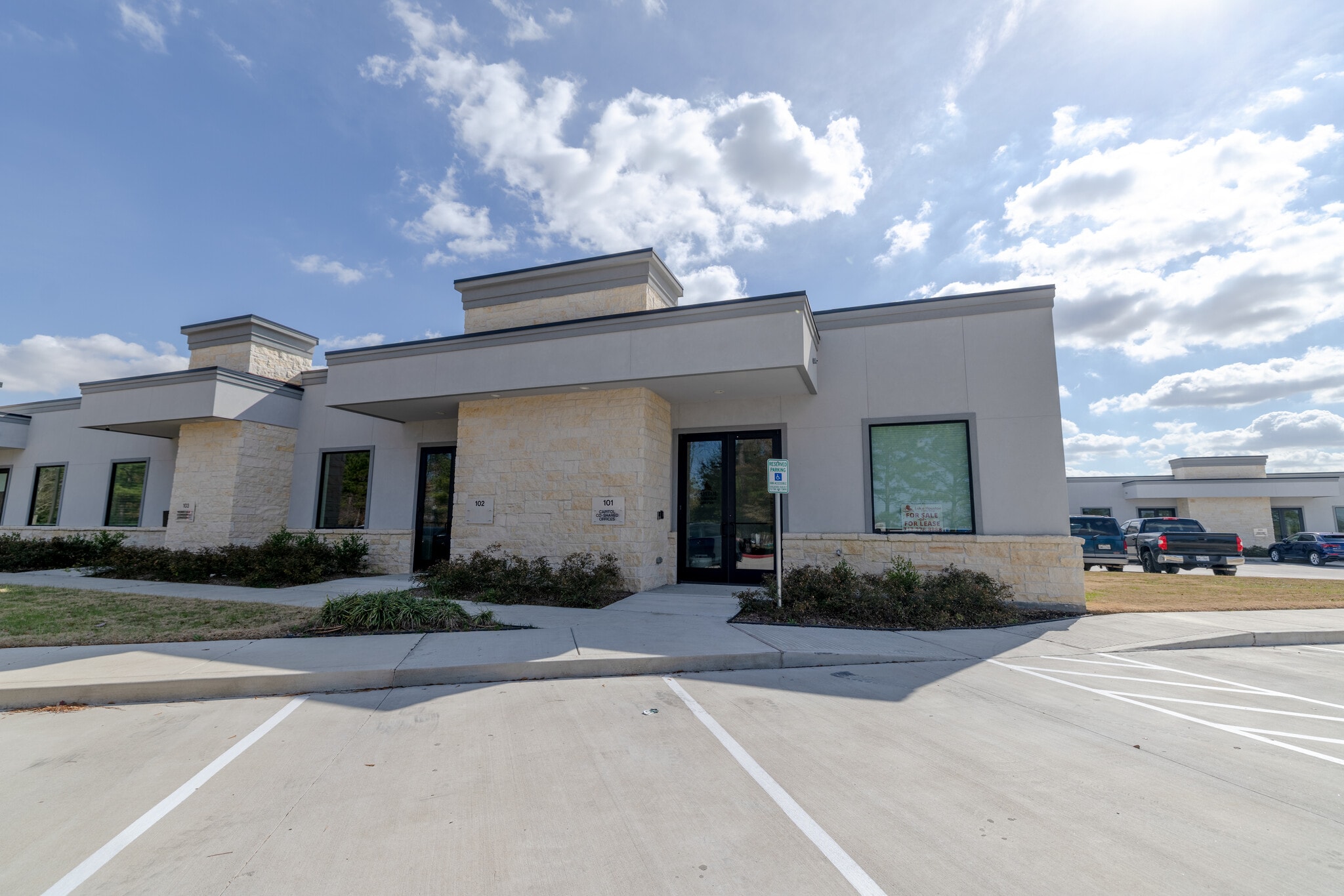 17904 W Lake Houston Pky, Atascocita, TX for Sale