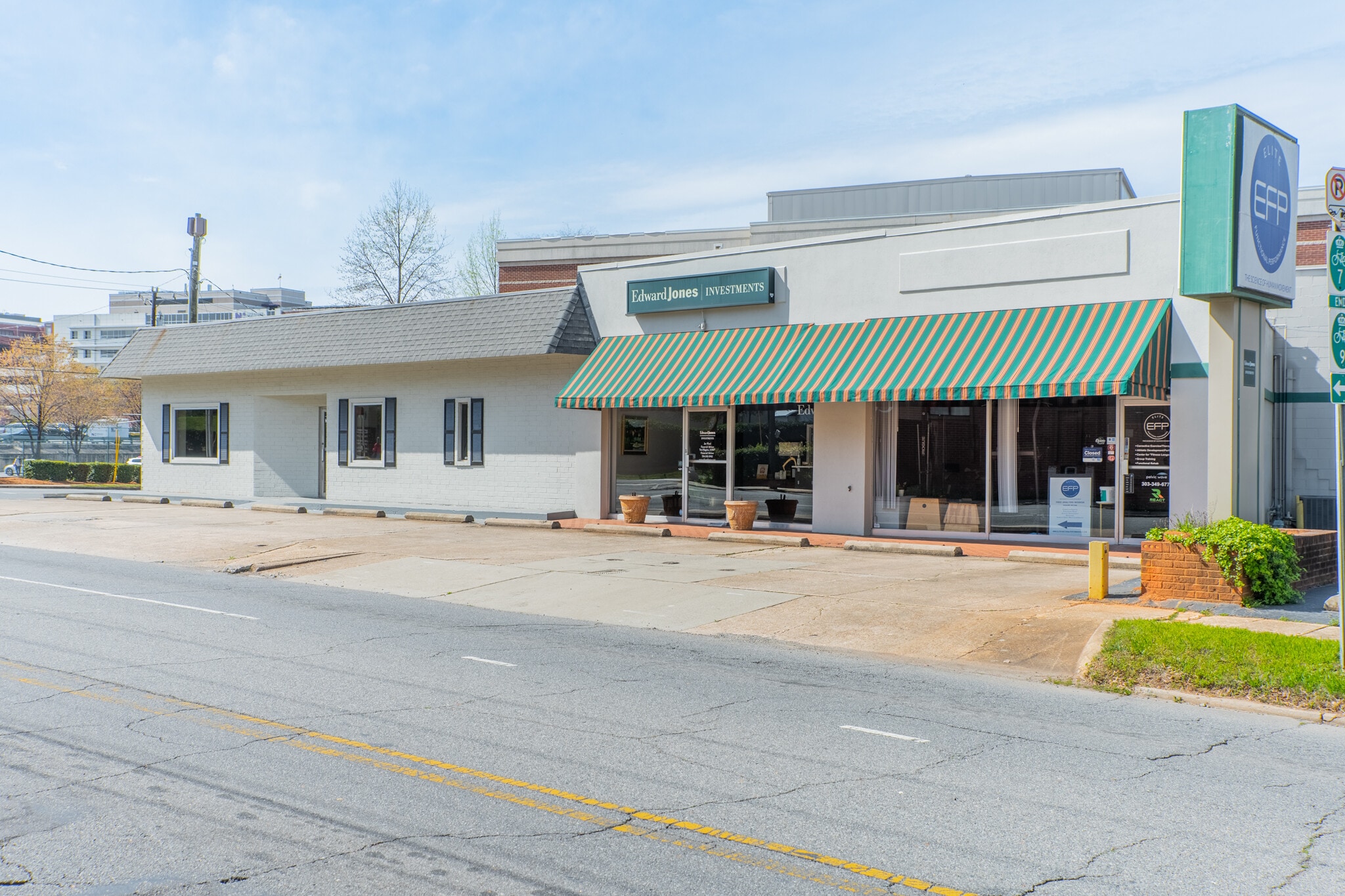 301 N Caswell Rd, Charlotte, NC for Sale