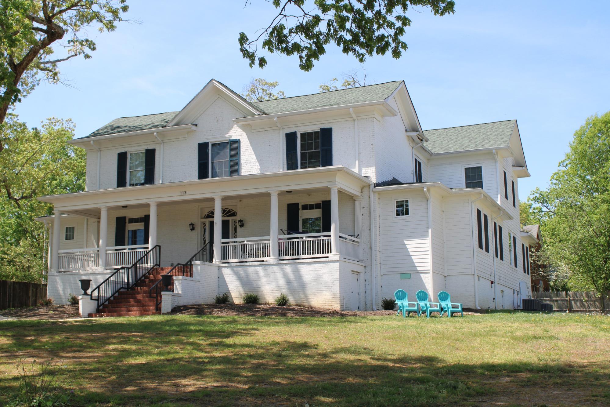 113 Appomattox St, Farmville, VA for Sale
