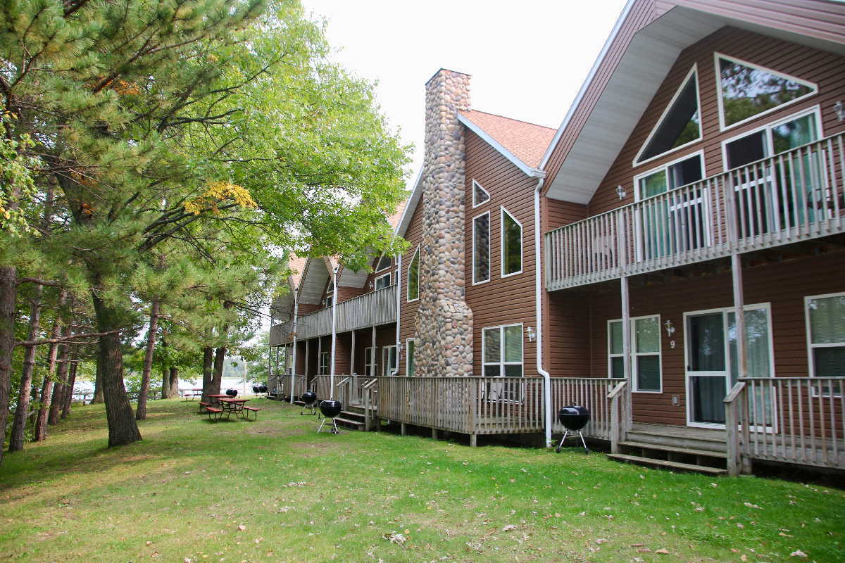 952 River Dr NW, Bena, MN for Sale