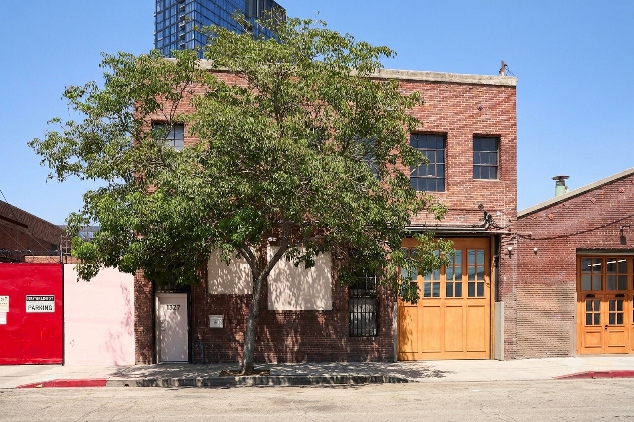 1327 Willow St, Los Angeles, CA for Sale