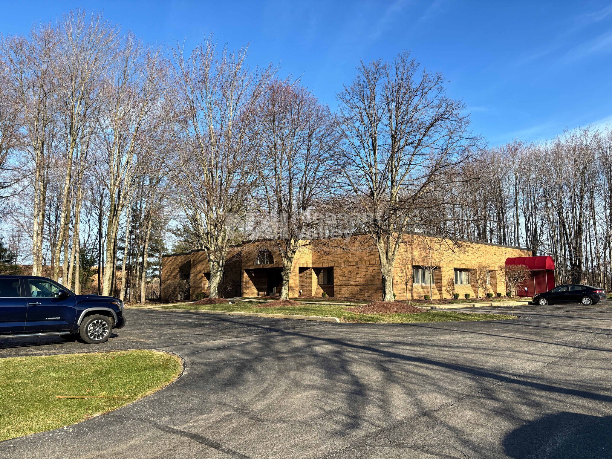 2285 E Enterprise Pky, Twinsburg, OH for Sale