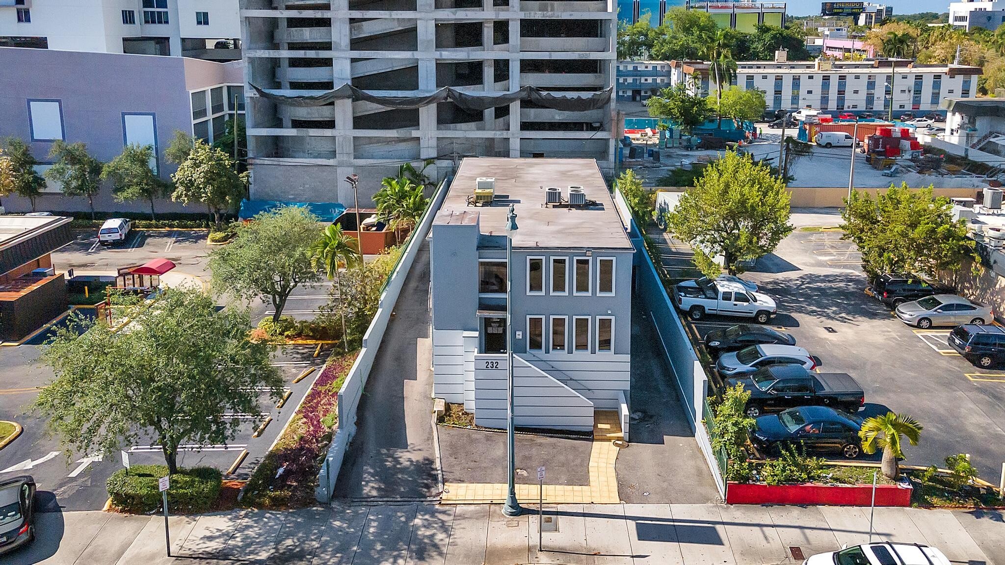 232 SW 8th St, Miami, FL for Sale