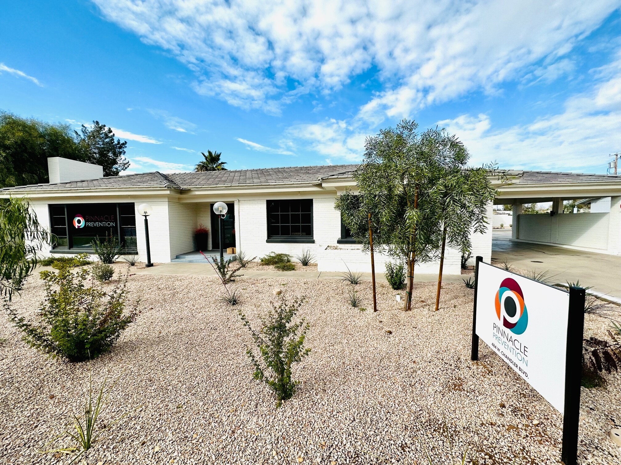 484 W Chandler Blvd, Chandler, AZ for Rent