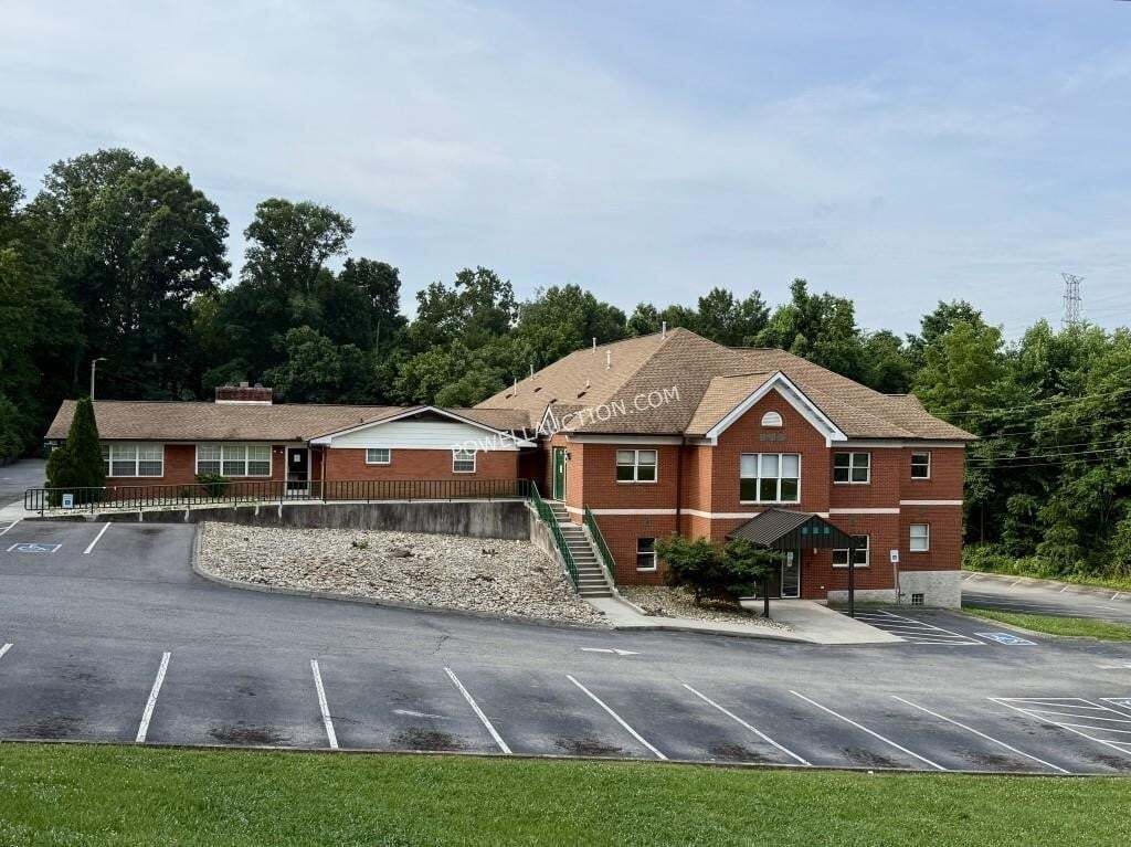 1028 Old Cedar Bluff Rd, Knoxville, TN for Sale