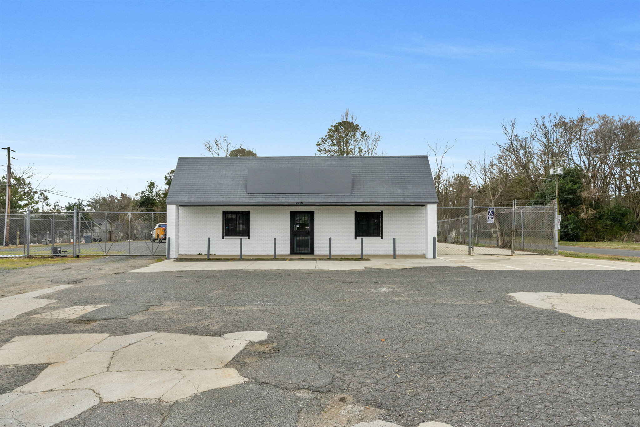 2215 West Blvd, Charlotte, NC for Sale