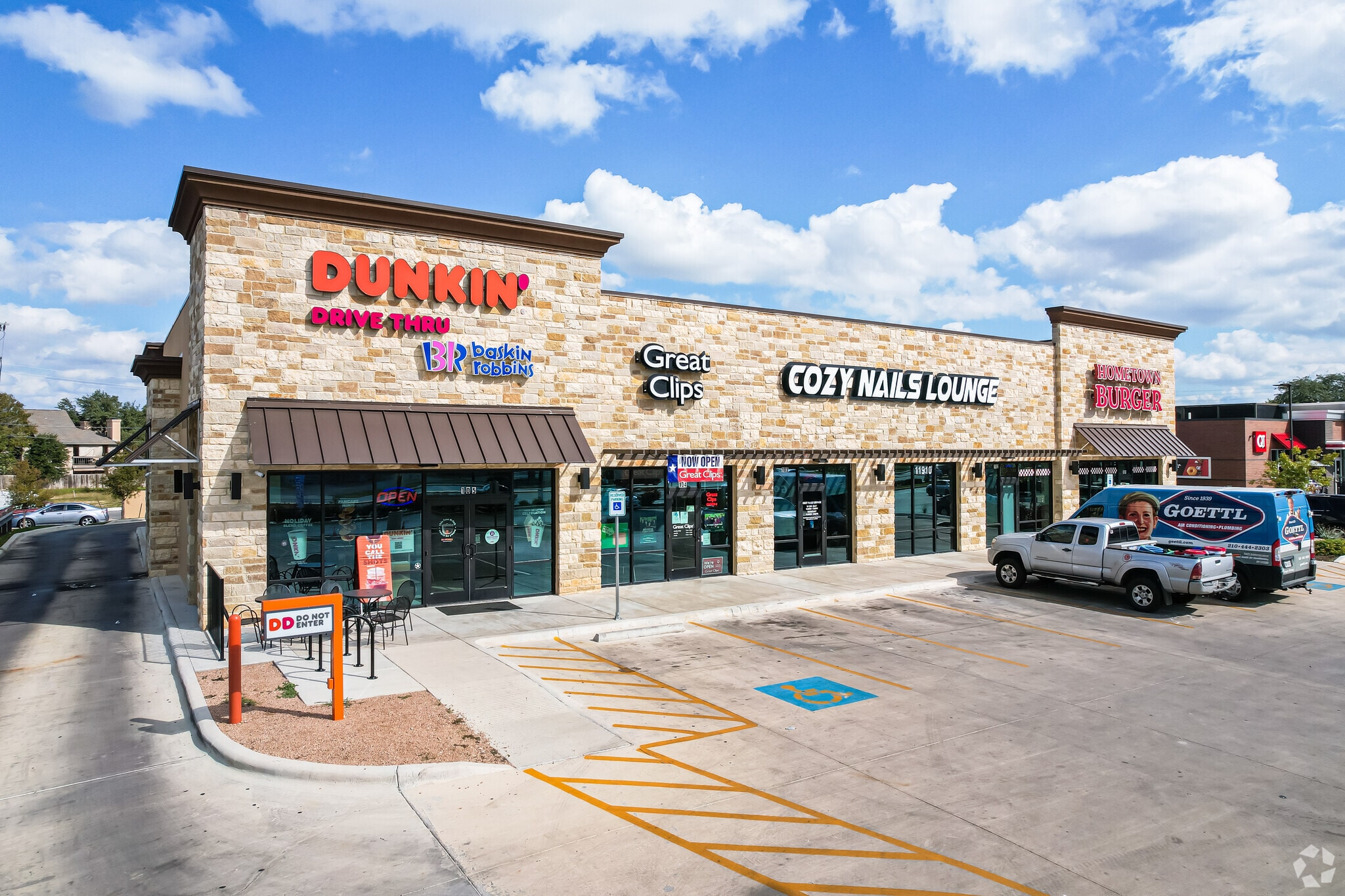 11900 Blanco Rd, San Antonio, TX for Rent
