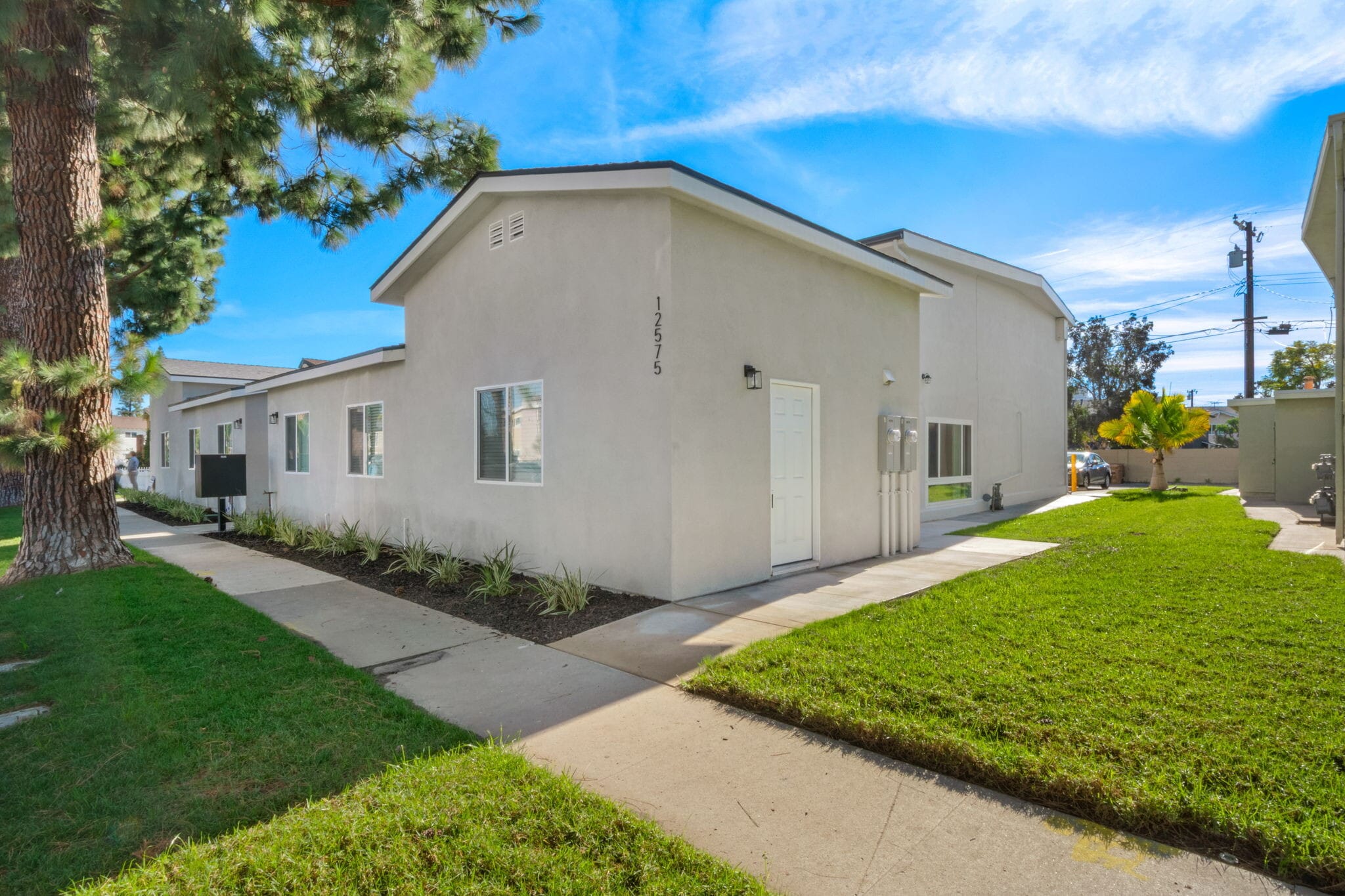 12571 Kensington Ln, Garden Grove, CA for Sale