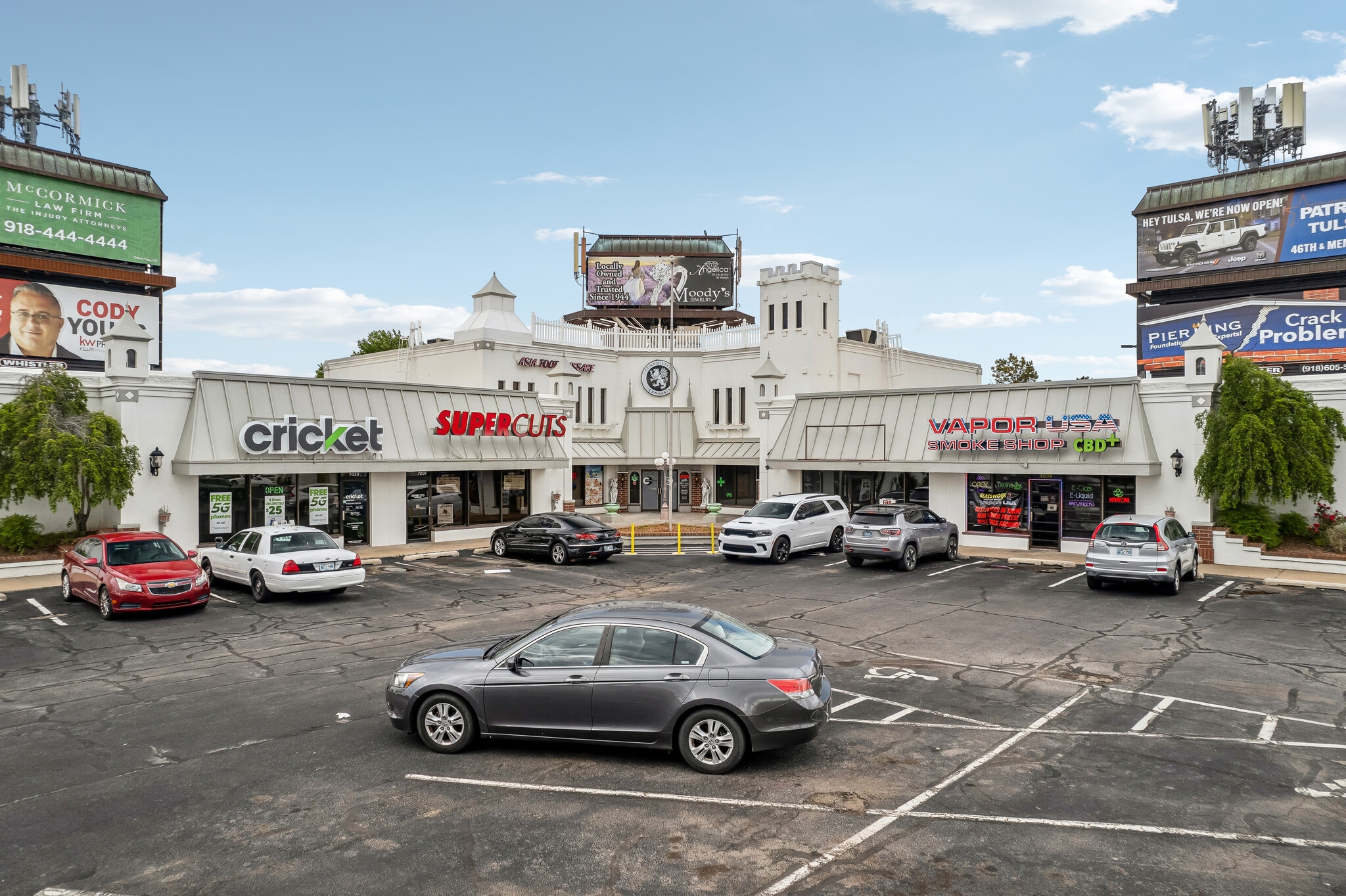 7025-7039 S Memorial Dr, Tulsa, OK for Rent