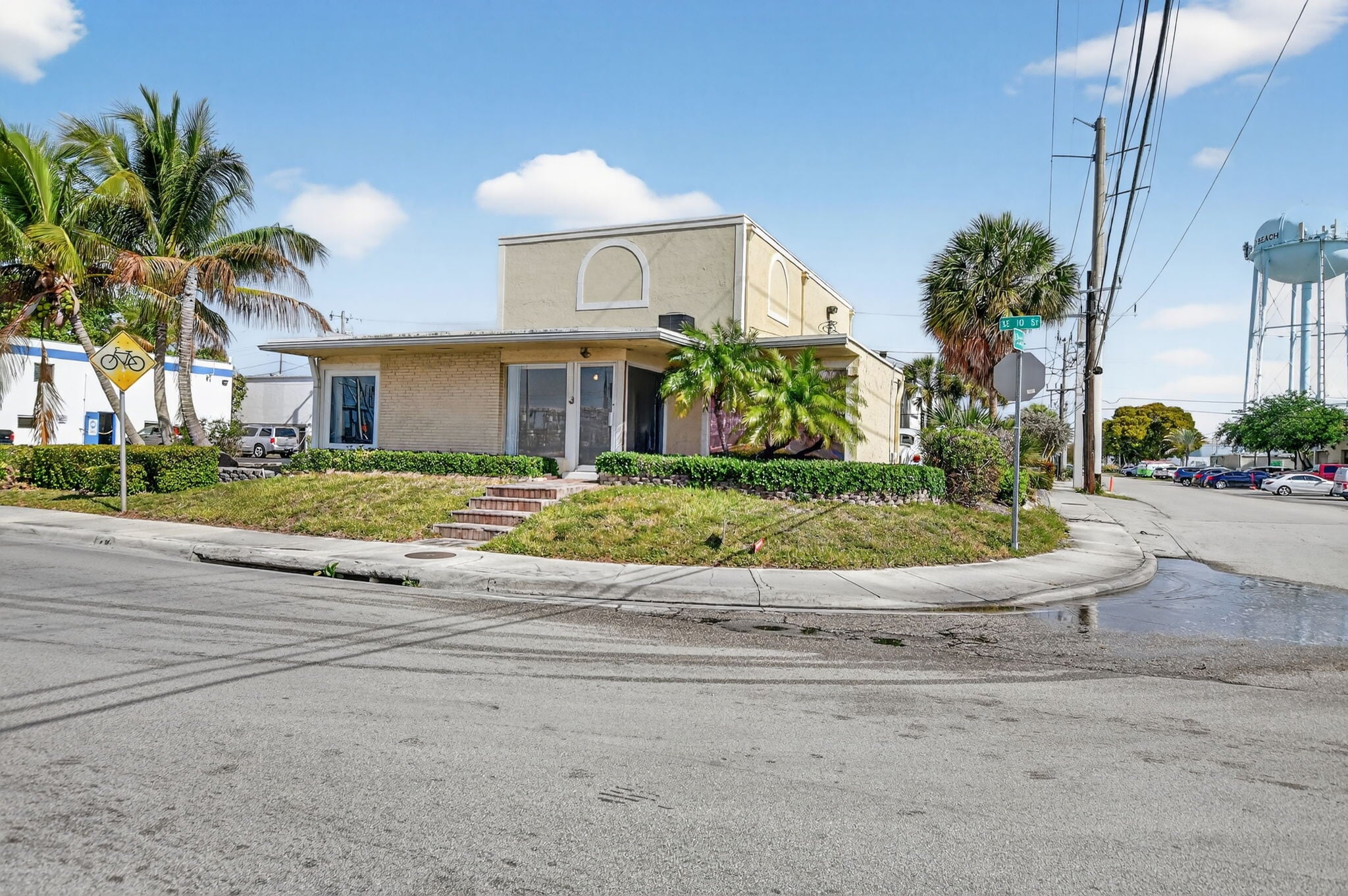 13 SW 10th St, Deerfield Beach, FL for Rent