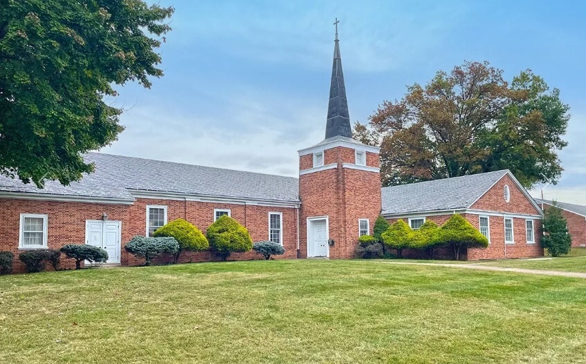 211 S Filbert St, Mechanicsburg, PA for Sale