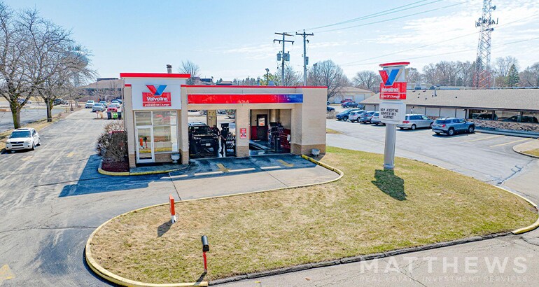 1951 E Main St, Waukesha, WI for Sale