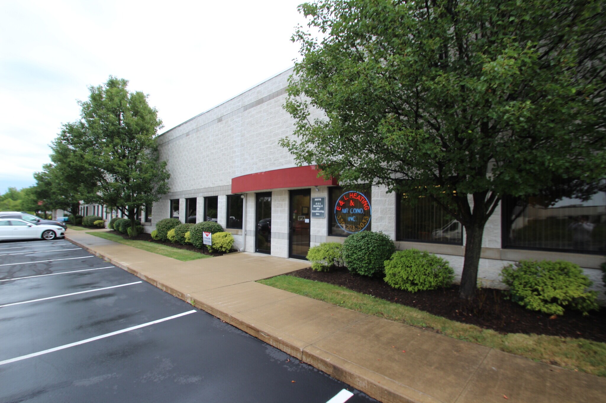 25752597 Center Rd Hinckley, OH 44233 Flex Property for Sale on