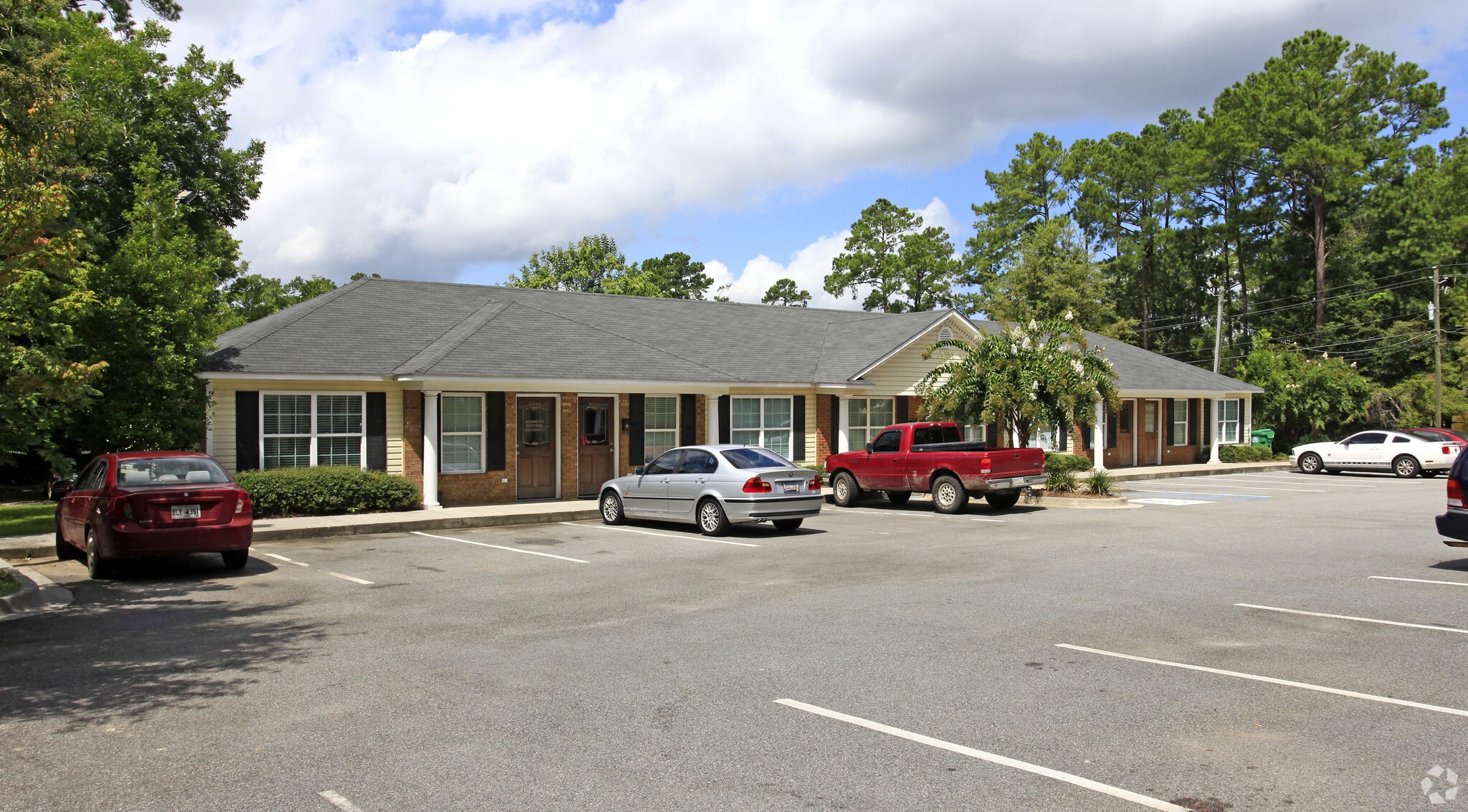 411 Cowart Ave, Valdosta, GA for Rent