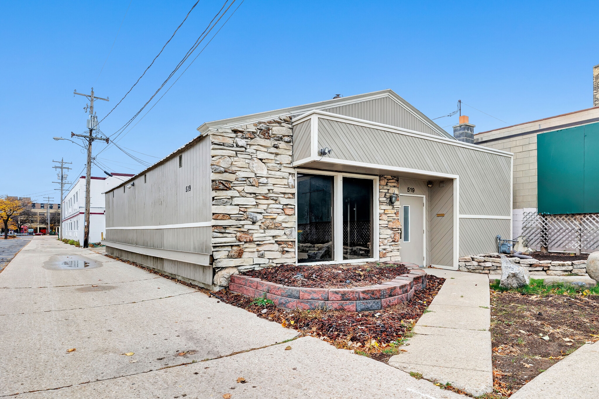 519 E Walnut St, Green Bay, WI for Rent