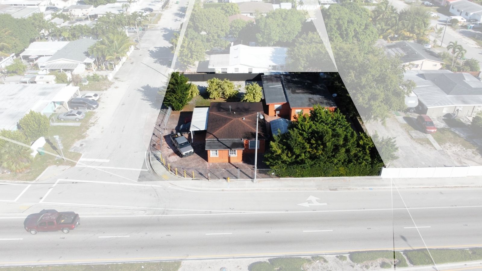 3575 NW 103rd St, Miami, FL for Sale