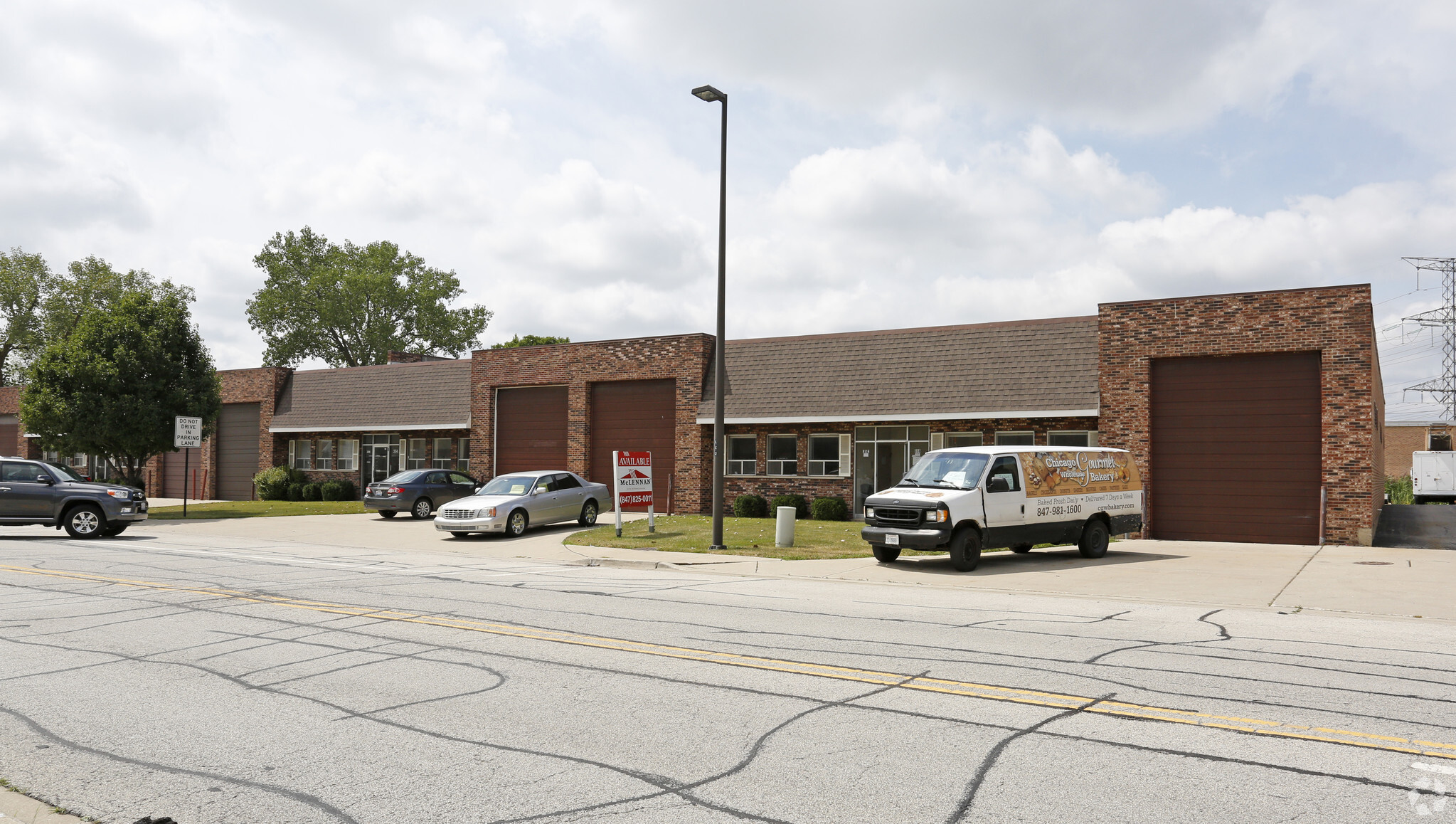 350-360 Lively Blvd, Elk Grove Village, IL for Rent