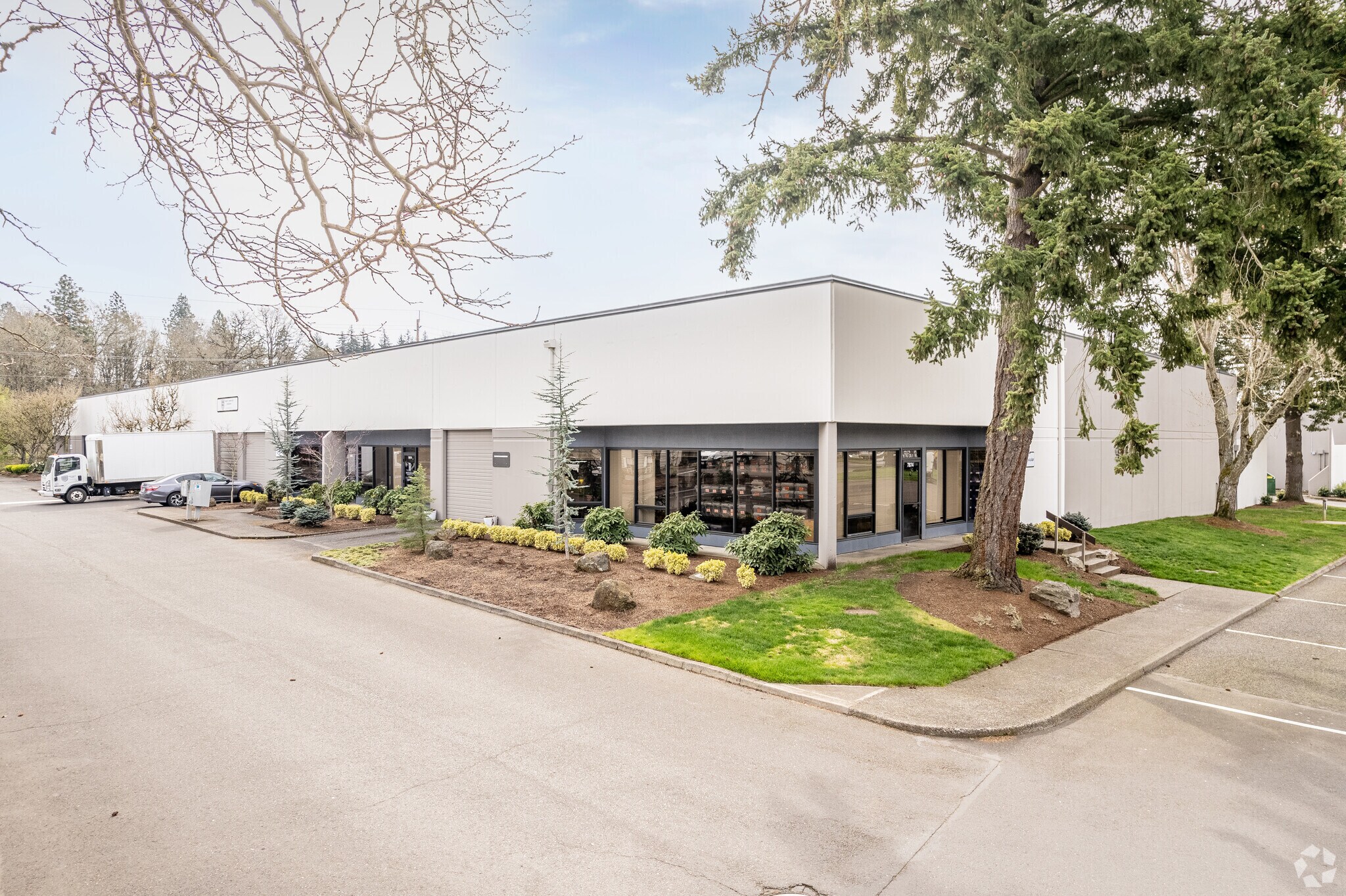 8362-8380 SW Nimbus Ave, Beaverton, OR for Rent