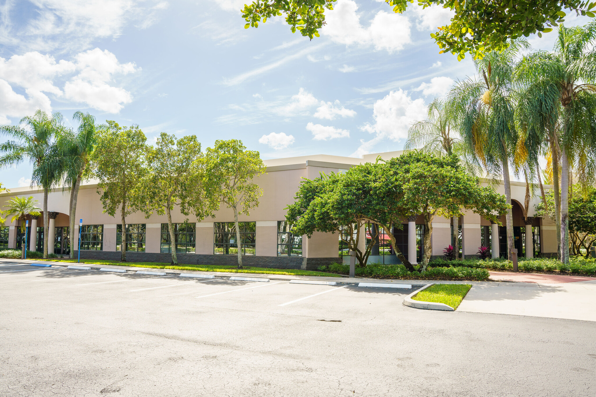 3265 Meridian Pkwy, Weston, FL for Rent