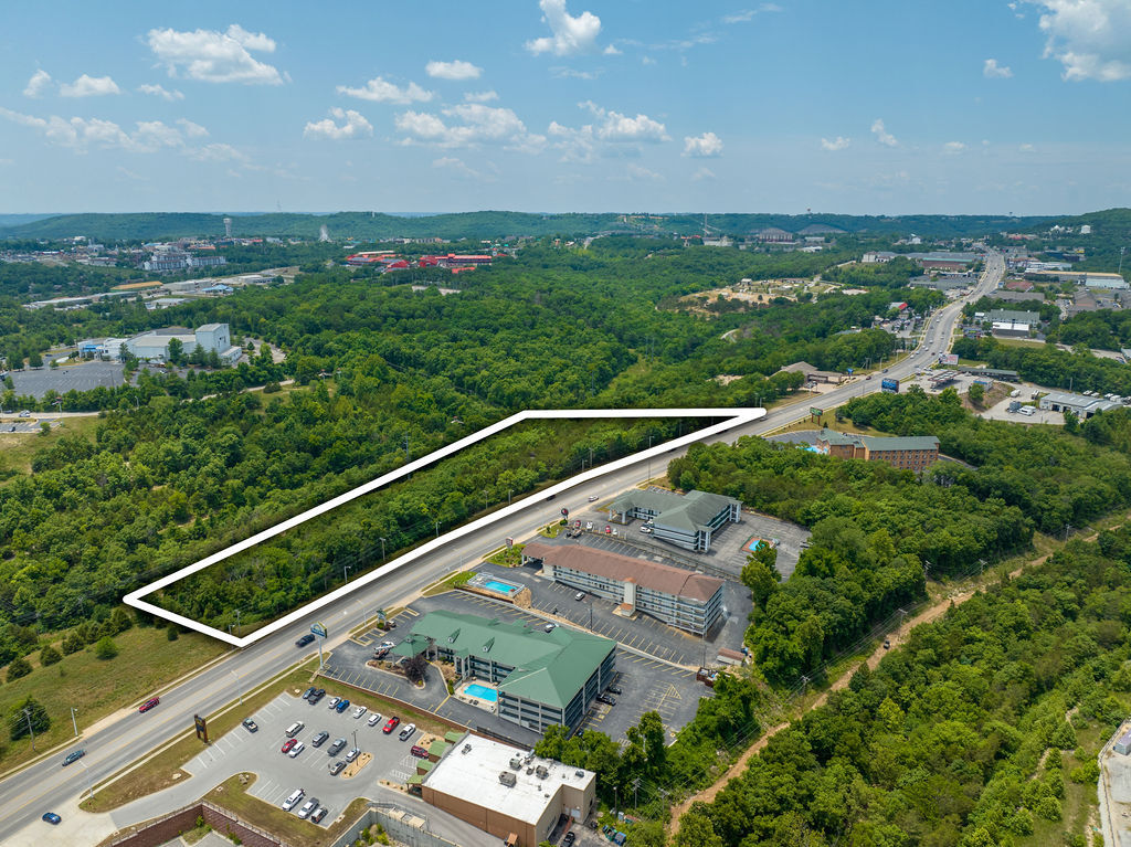 2315-2345 Shepherd Of The Hills Expressway, Branson, MO for Sale