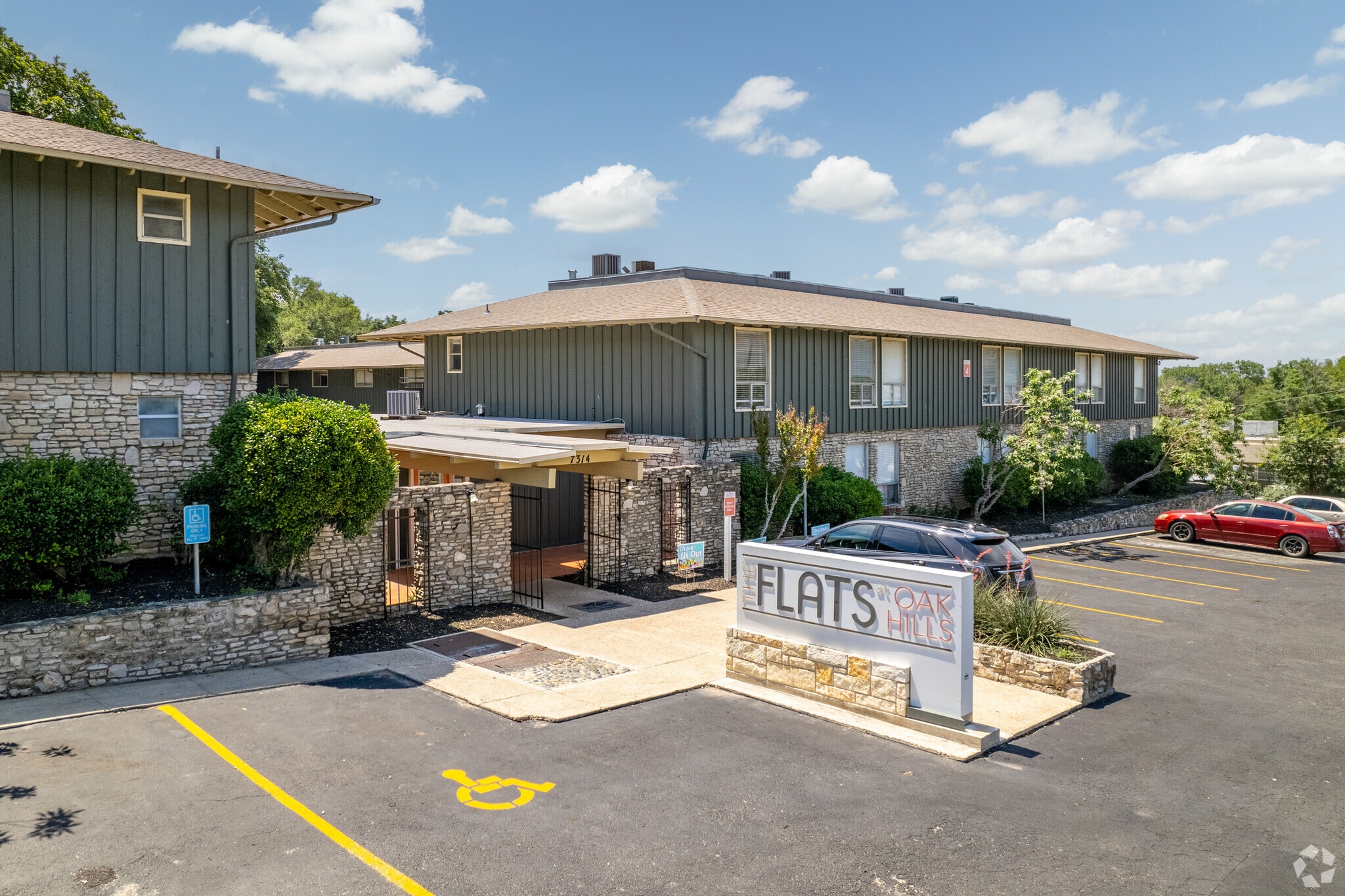 7314-100 Oak Manor Dr, San Antonio, TX for Sale