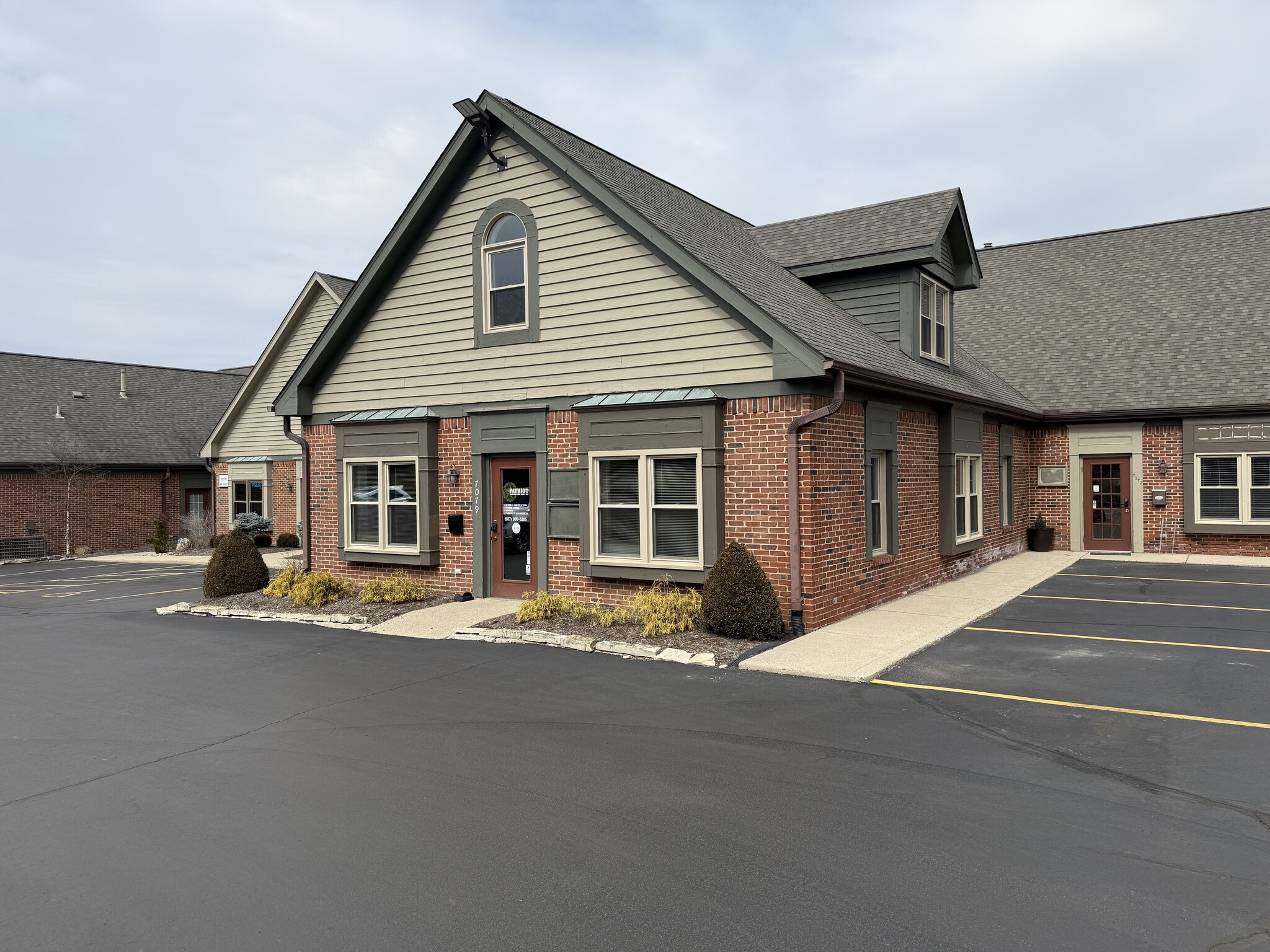 7079 Corporate Way, Washington Township, OH for Sale