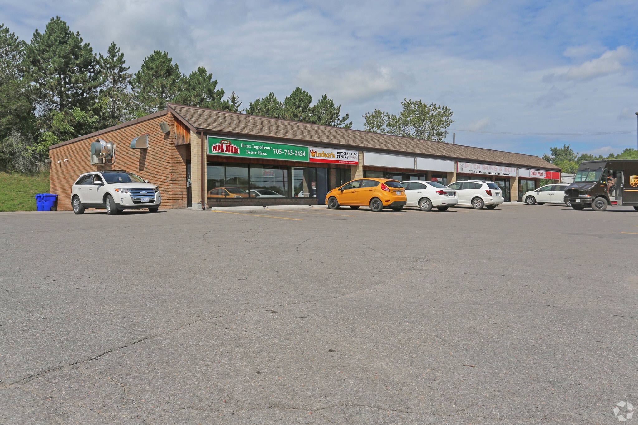 1123 Water St, Peterborough, ON for Sale