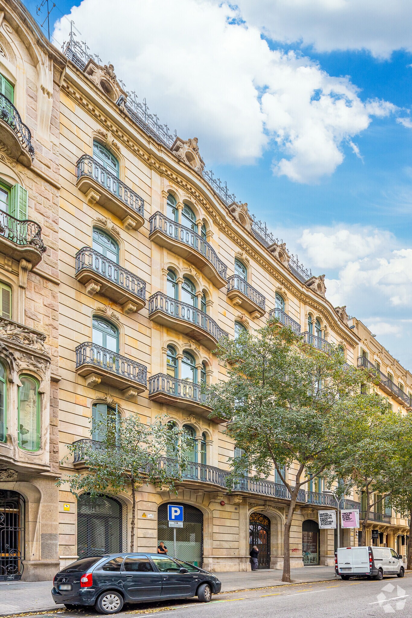 36 Carrer d'Ausiàs March, Barcelona, BAR for Rent